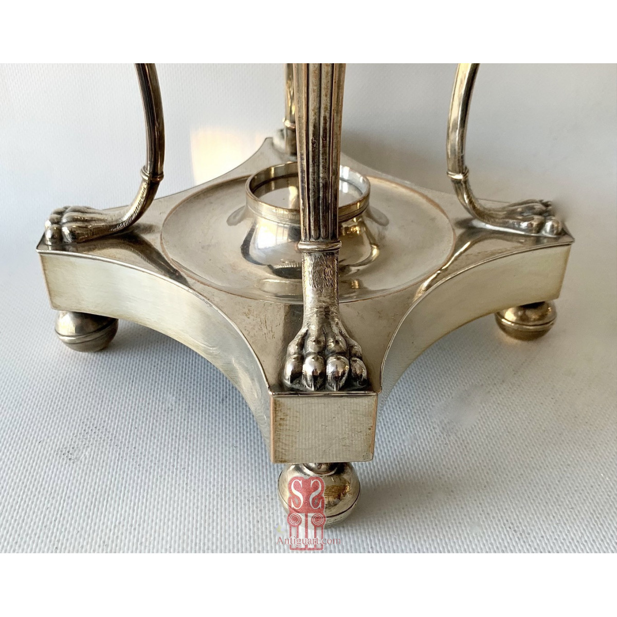 Samovar en metal plateado de finales del Siglo XIX. Inglaterra.