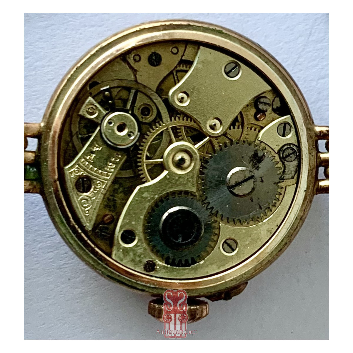 Reloj de mujer de muñeca de principios del siglo XX.