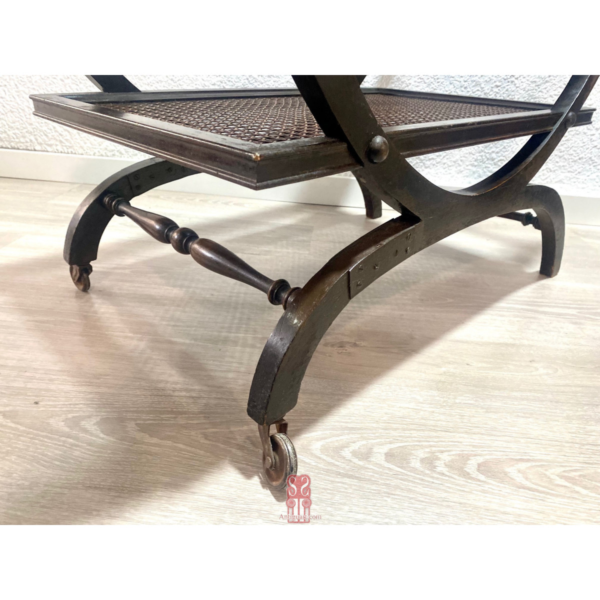 Muebles camarera de principios del Siglo XX.