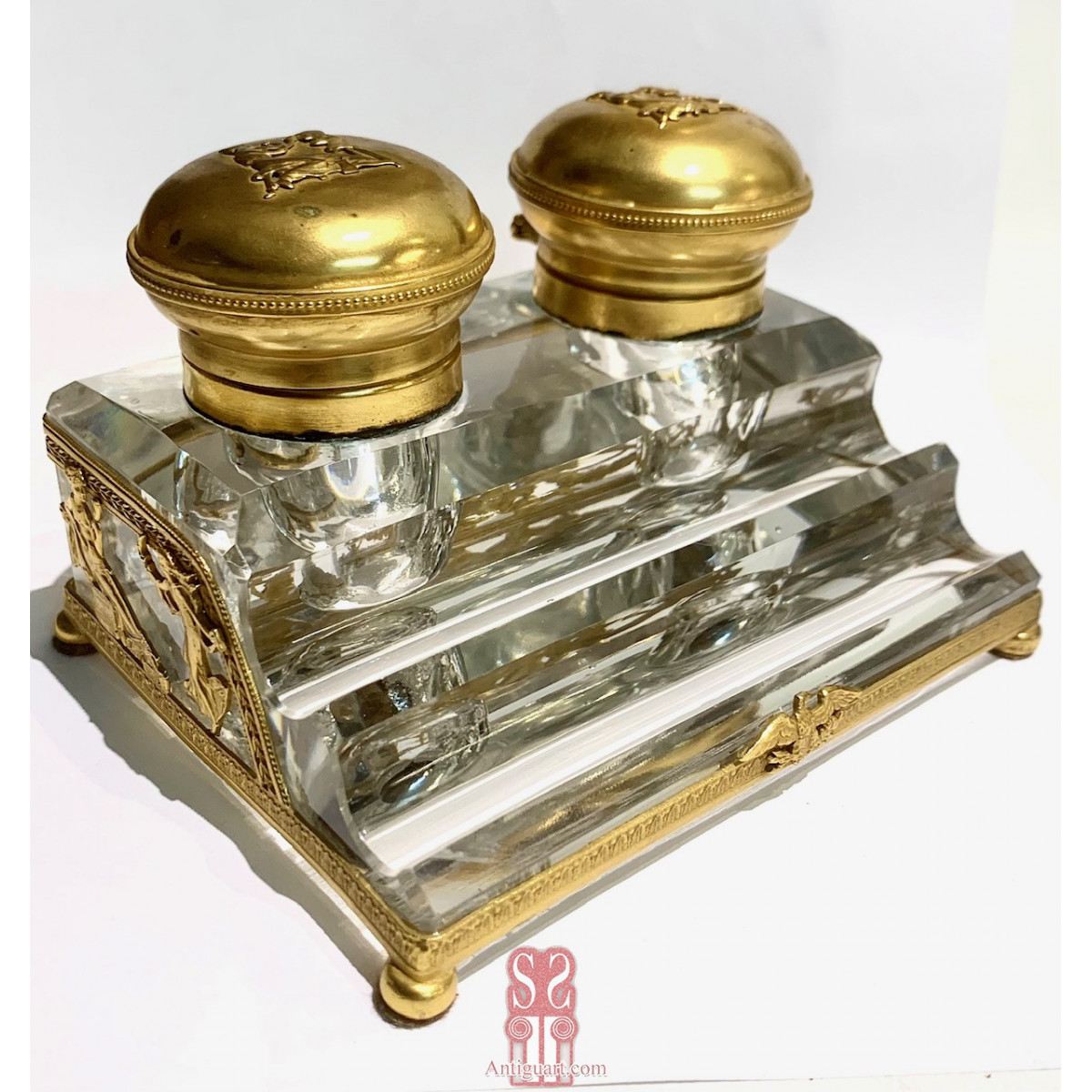Tintero doble de bronce y cristal Imperio. Francia Siglo XIX.