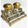 Tintero doble de bronce y cristal Imperio. Francia Siglo XIX.