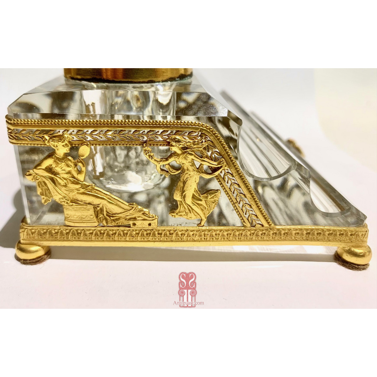 Tintero doble de bronce y cristal Imperio. Francia Siglo XIX.