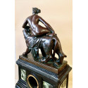 Reloj de sobremesa, escultura de bronce “Ariadna sobre la pantera”, firmada Jules Graux Marly. Segunda mitad del Siglo XIX.