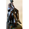 Reloj de sobremesa, escultura de bronce “Ariadna sobre la pantera”, firmada Jules Graux Marly. Segunda mitad del Siglo XIX.