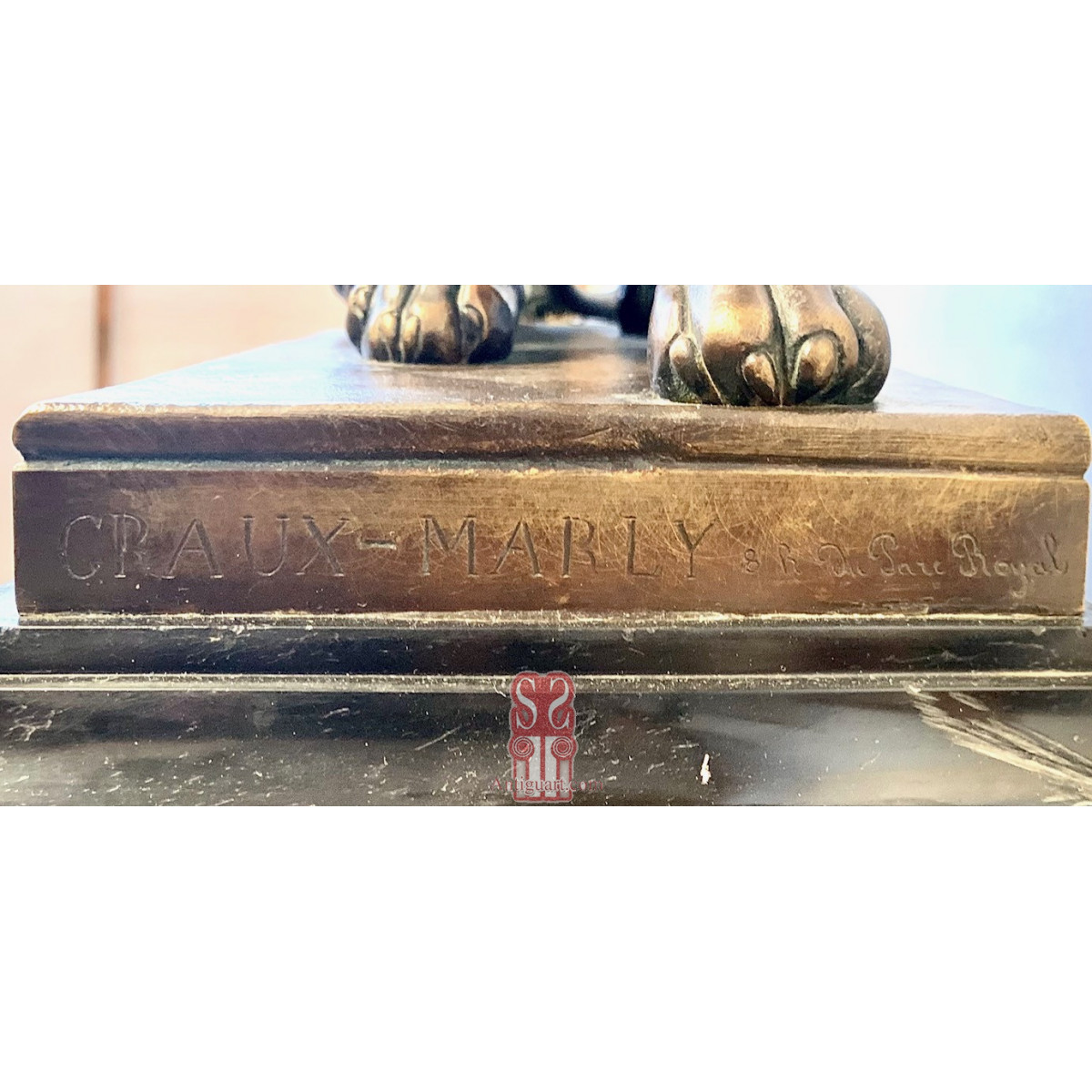 Reloj de sobremesa, escultura de bronce “Ariadna sobre la pantera”, firmada Jules Graux Marly. Segunda mitad del Siglo XIX.