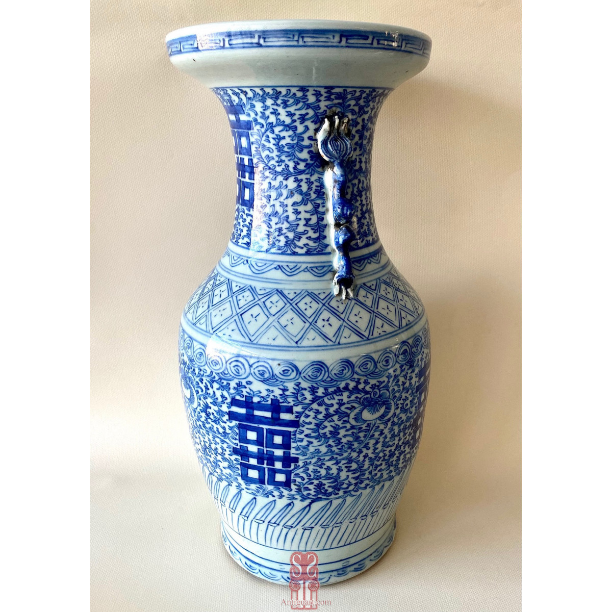 Jarrón de cerámica China, finales Siglo XIX principios Siglo XX.