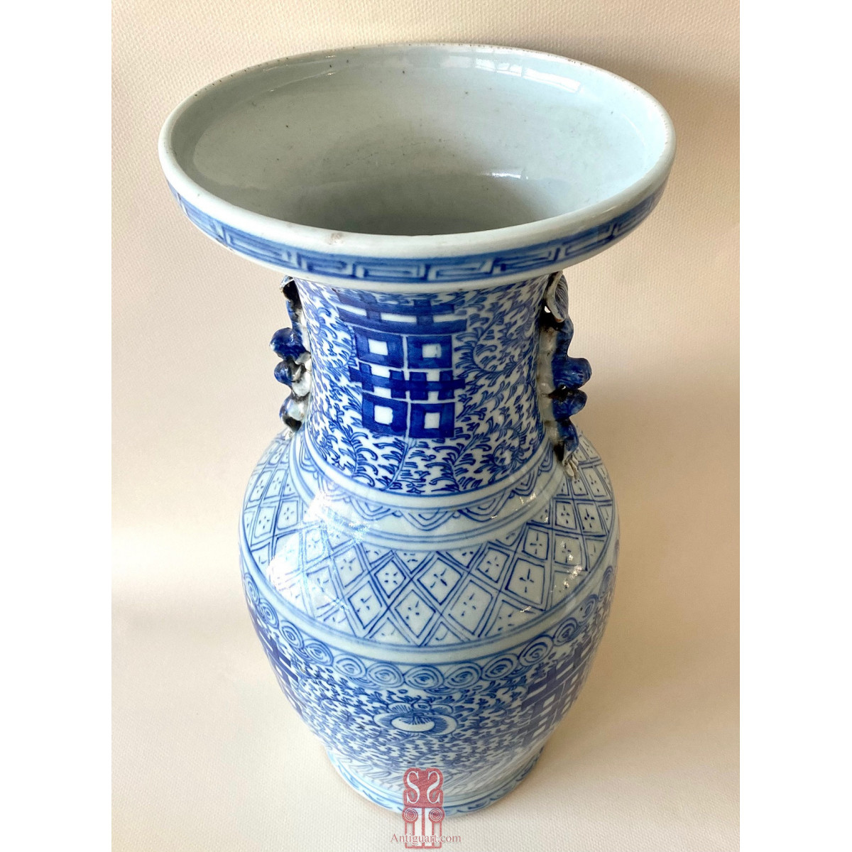 Jarrón de cerámica China, finales Siglo XIX principios Siglo XX.