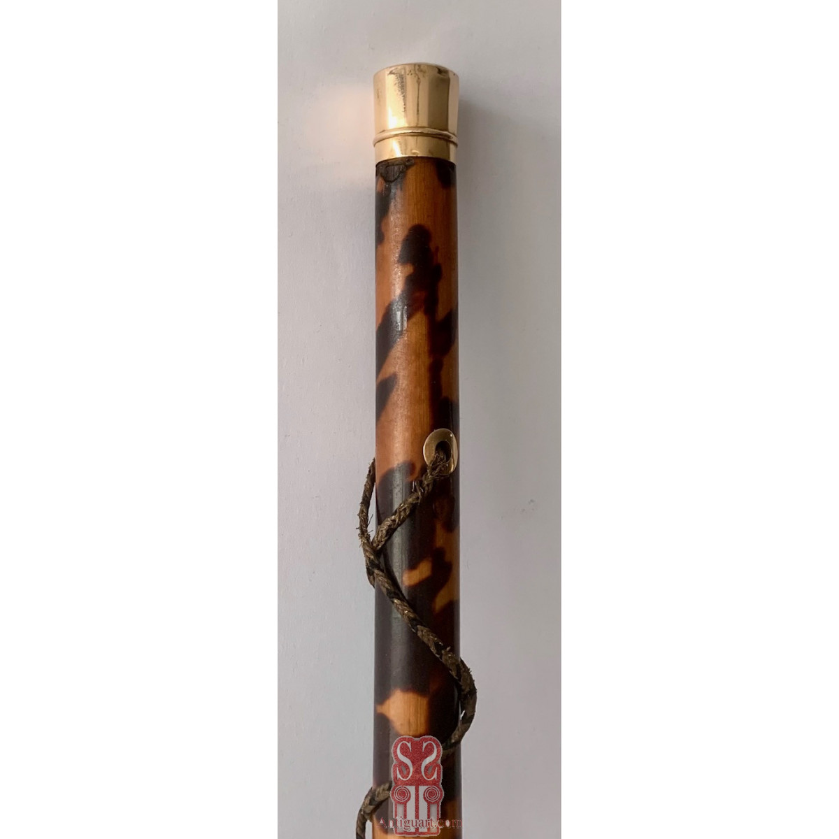Walking stick tortoiseshell and 14K gold handle.