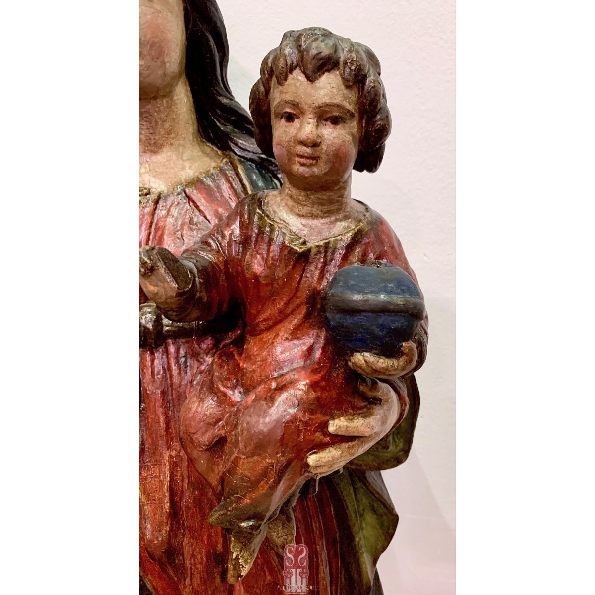 Virgen con el Niño del siglo XVII.