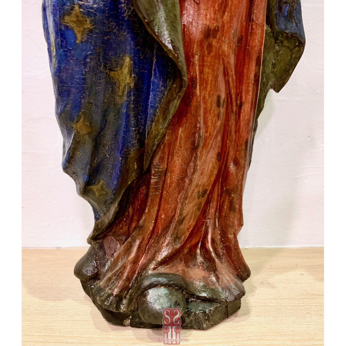 Virgen con el Niño del siglo XVII.