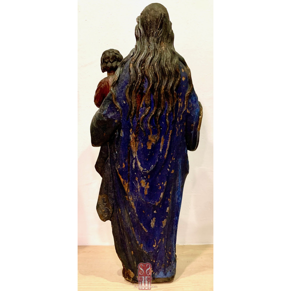 Virgen con el Niño del siglo XVII.