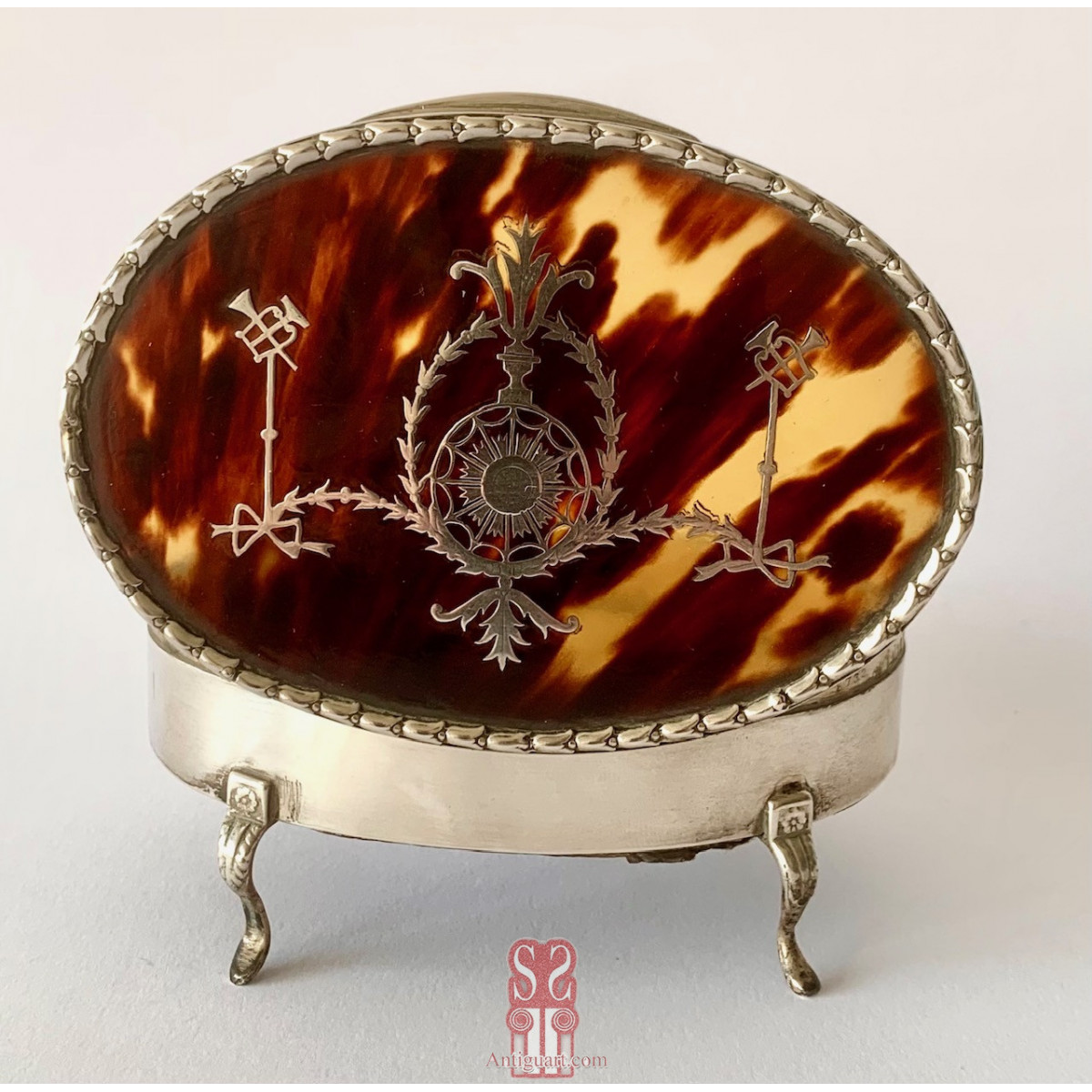 Joyero de plata y carey, Londres 1911, platero William Comyns & sons.