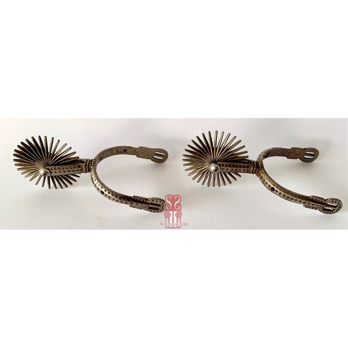 Espuelas chilenas de finales del siglo XIX.