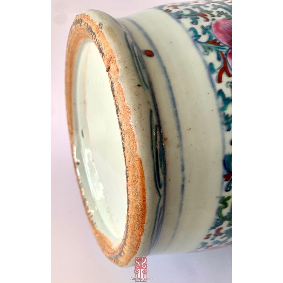 Jarrón de porcelana chino del siglo XIX.