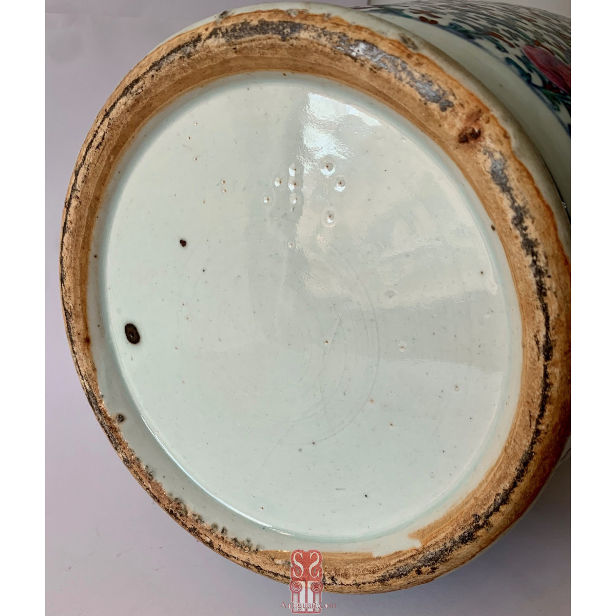 Jarrón de porcelana chino del siglo XIX.