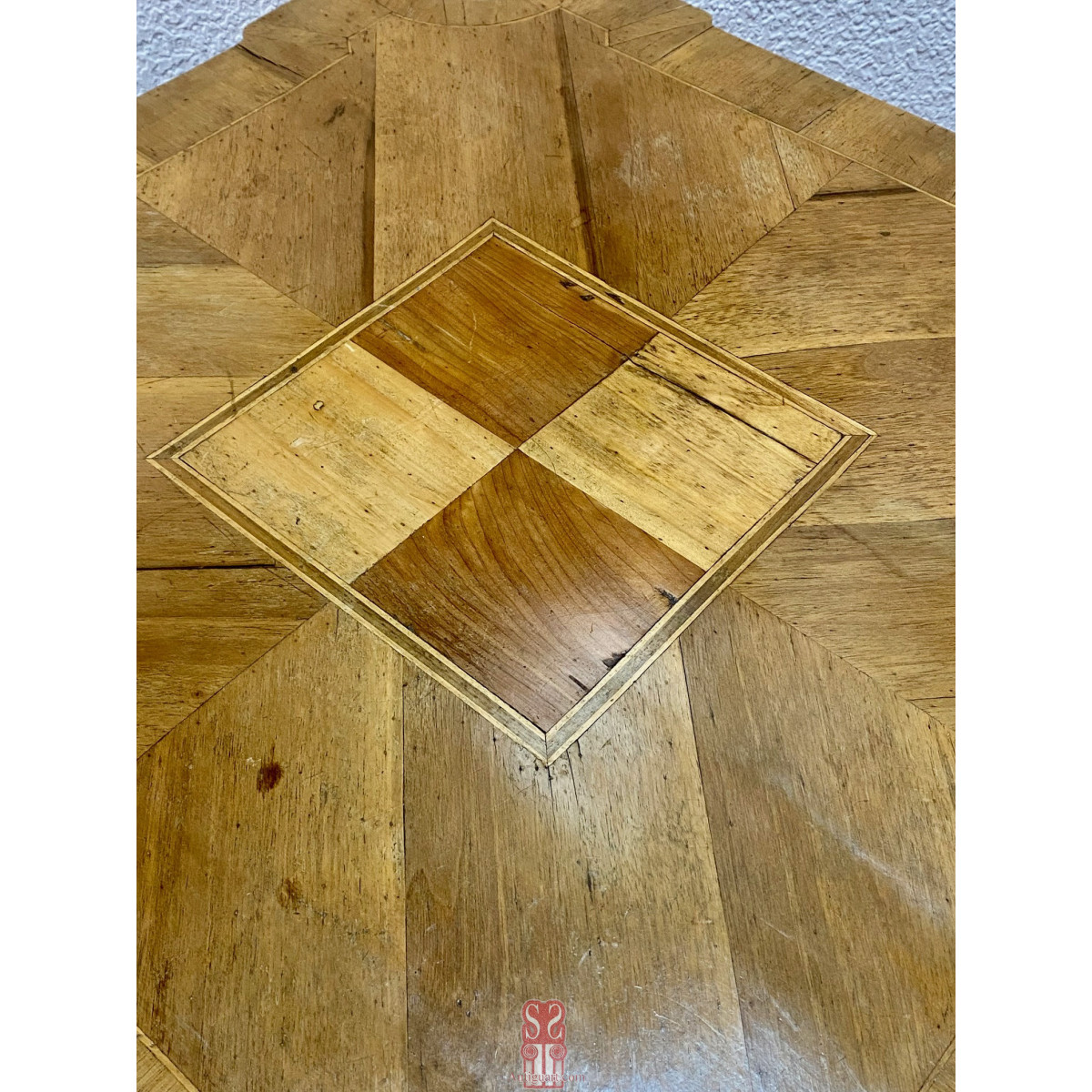 Mesa de juego italiana de finales del siglo XIX.