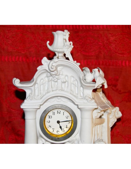 Reloj de biscuit francés de principio del siglo XX .