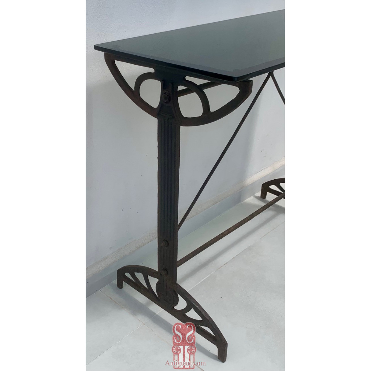 Mesa de bar, principio del siglo XX.