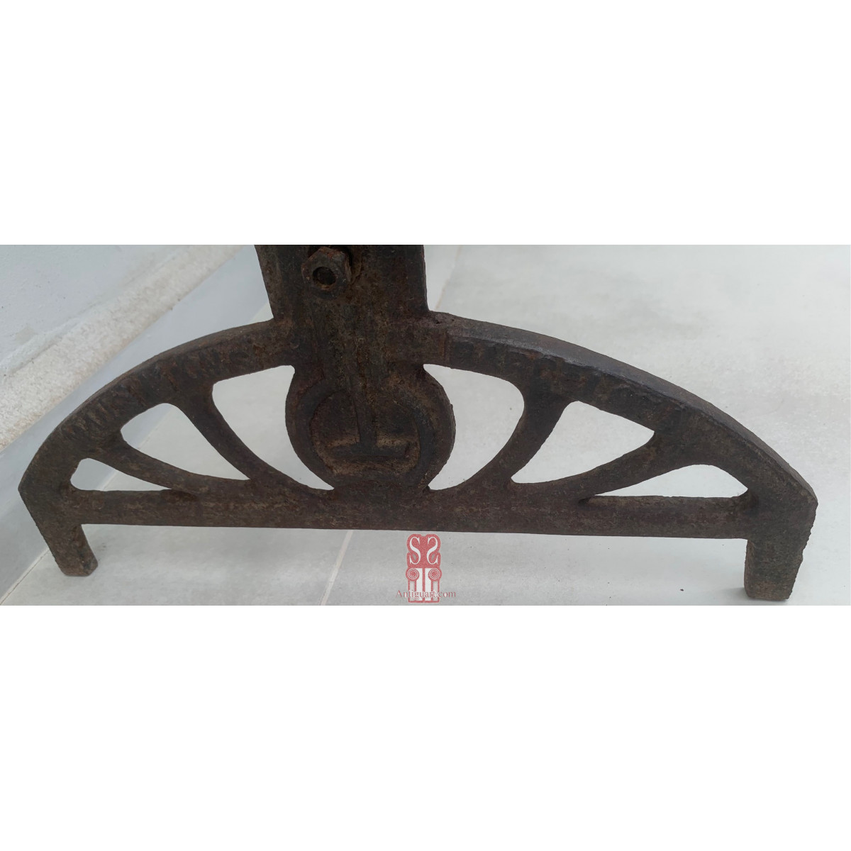 Mesa de bar, principio del siglo XX.