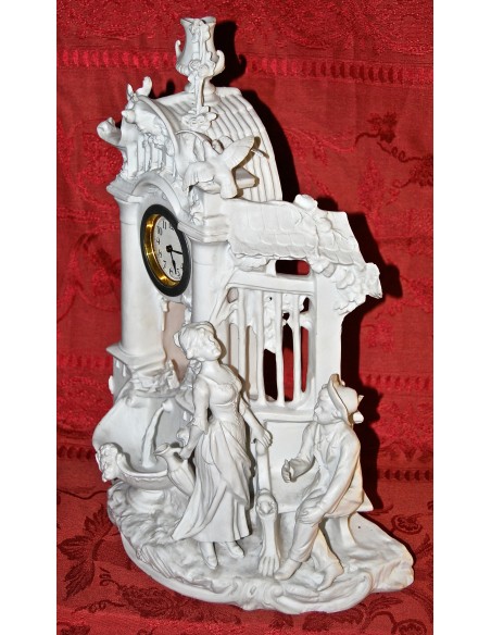 Reloj de biscuit francés de principio del siglo XX .