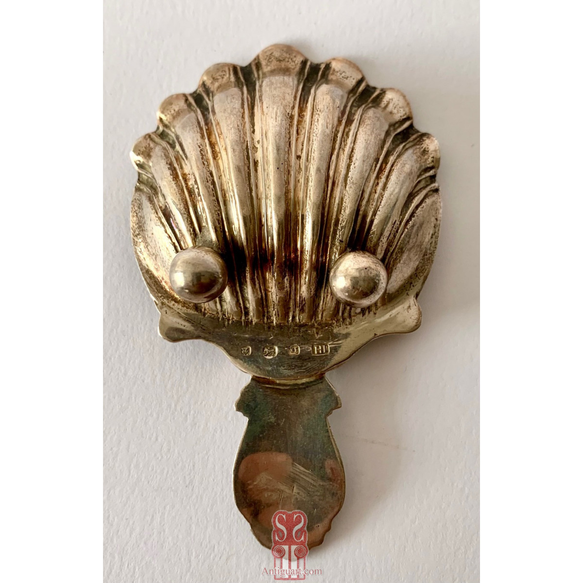 Cuatro cucharas de plata de ley,  para servir marisco. Canadá siglo XVIII