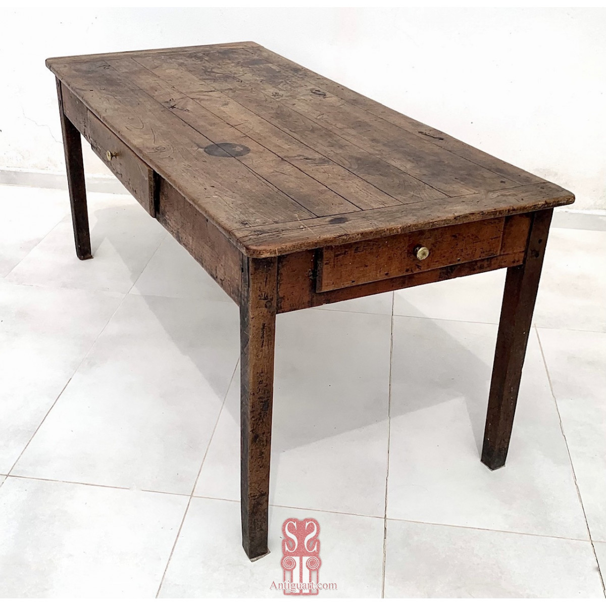 Mesa rustica de comedor, nogal macizo, siglo XIX