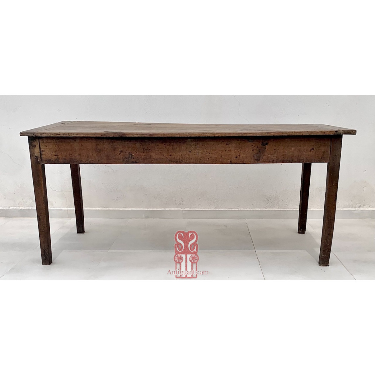 Mesa rustica de comedor, nogal macizo, siglo XIX