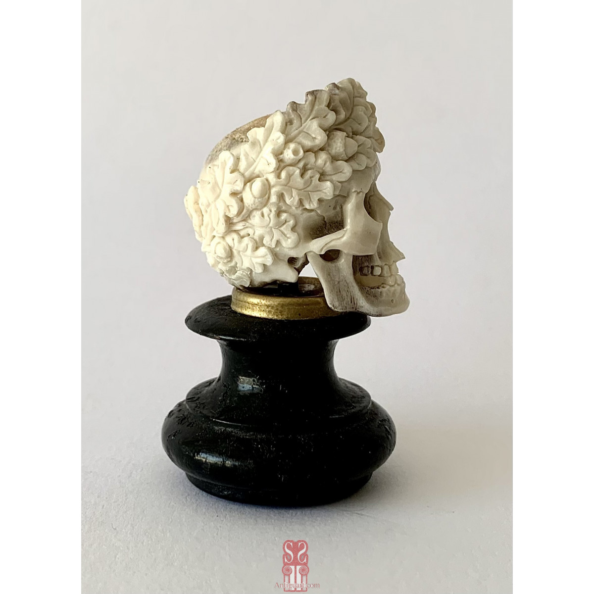Memento mori, carved bone 19th.