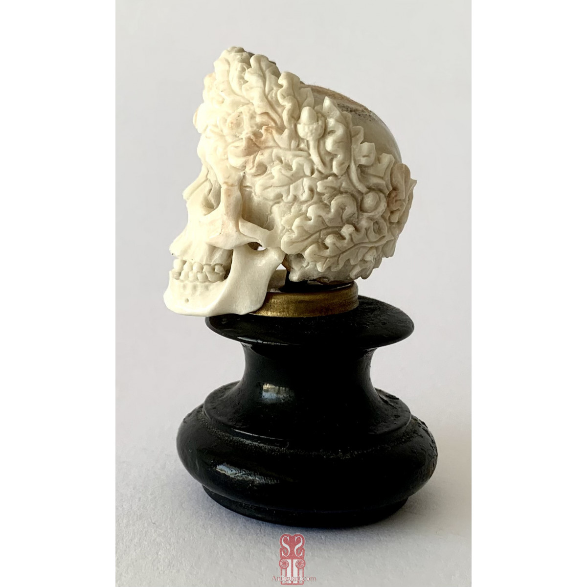 Memento mori, carved bone 19th.