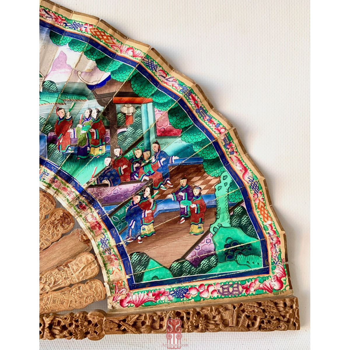 Abanico chino, Cantón, llamado “mil caras” siglo XIX.