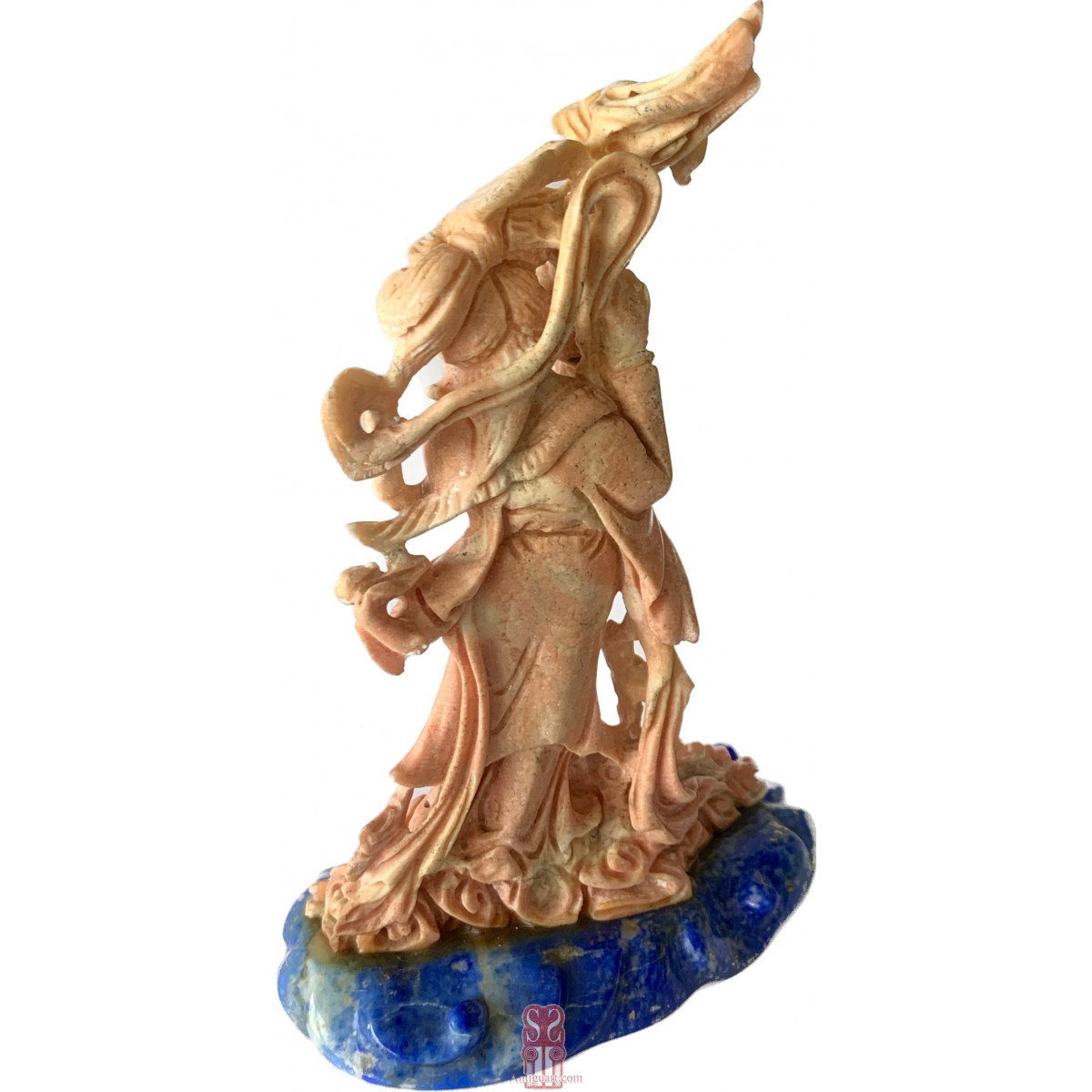 Figura china de coral, principio del siglo XX (1900-1920).