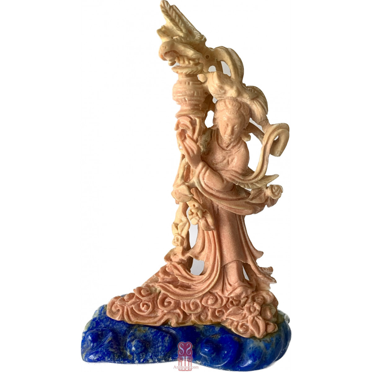 Figura china de coral, principio del siglo XX (1900-1920).