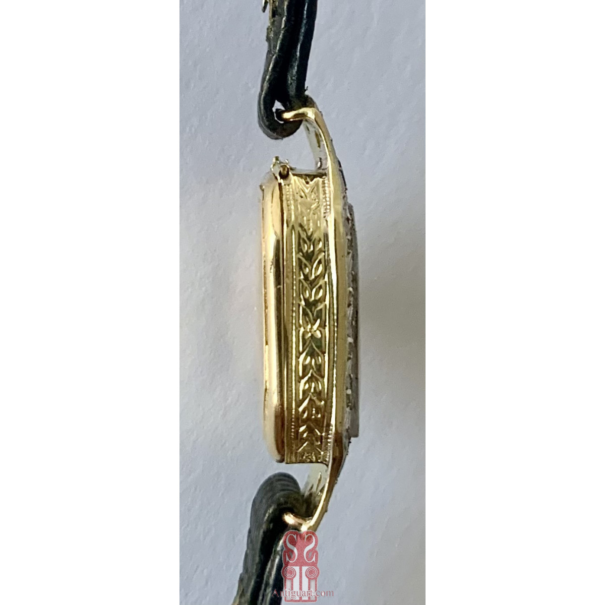 Titus women's watch, Geneve Switzerland, 18K gold