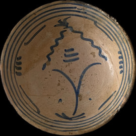 Escudilla de cerámica valenciana del siglo XVI