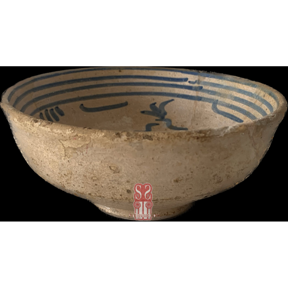 Escudilla de cerámica valenciana del siglo XVI