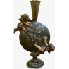 vaso di bronzo del XIX secolo.
