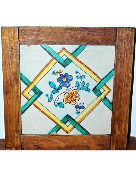 Azulejo valenciano del siglo XVIII.