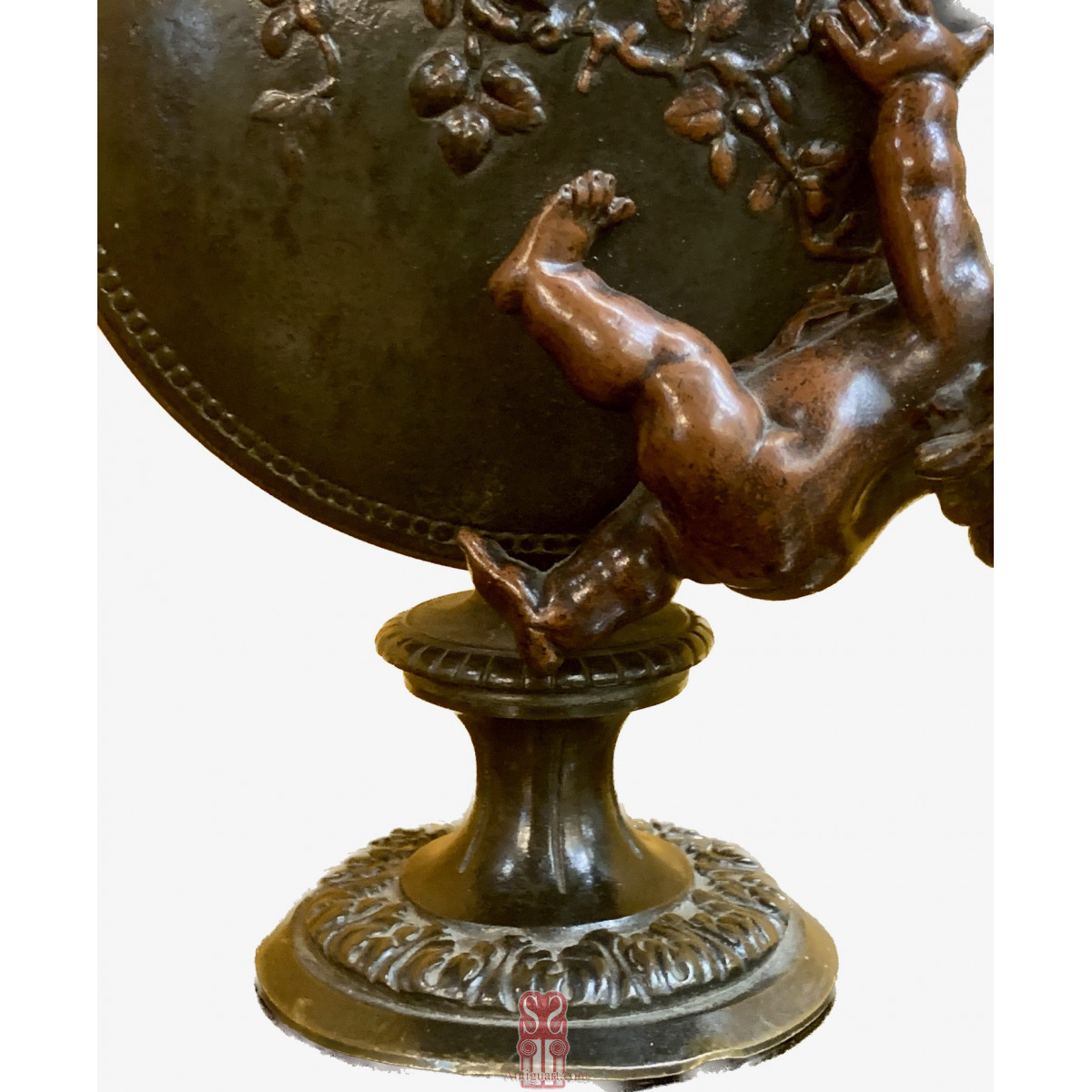 Auguste Moreau, Jarrón de bronce del siglo XIX.