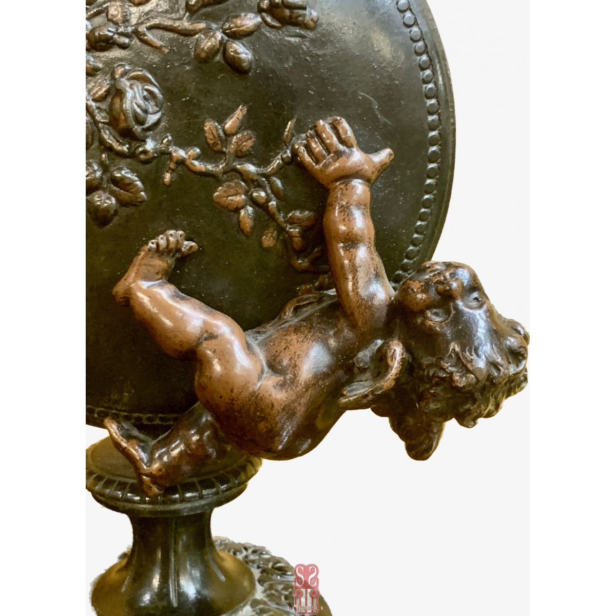 Auguste Moreau, Jarrón de bronce del siglo XIX.