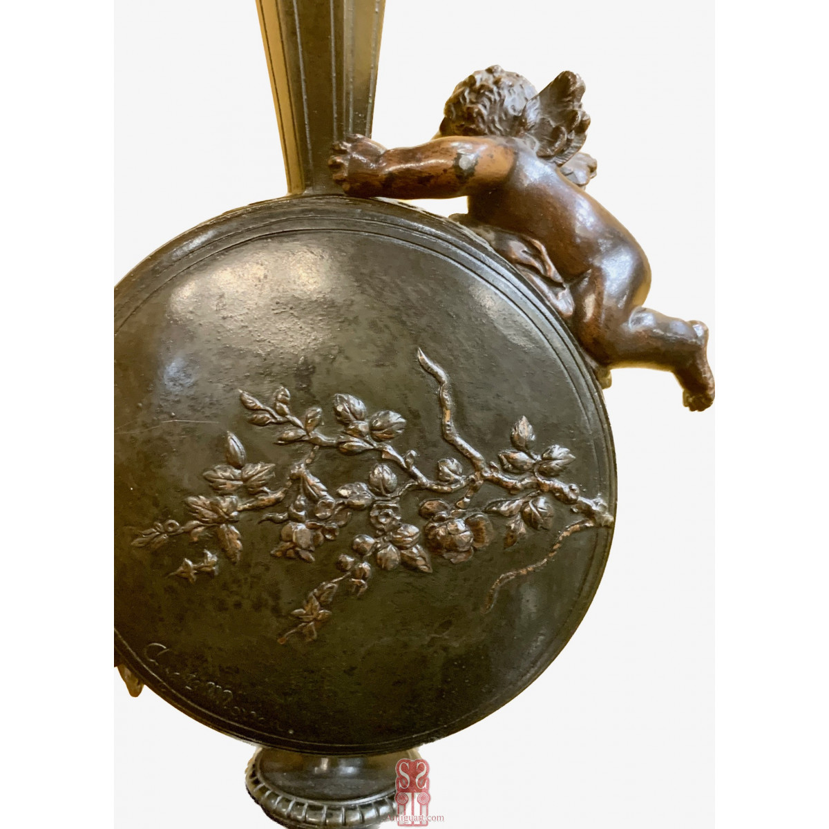 Auguste Moreau, Jarrón de bronce del siglo XIX.