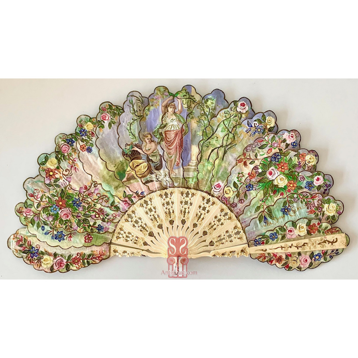 Abanico modernista finales siglo XIX.