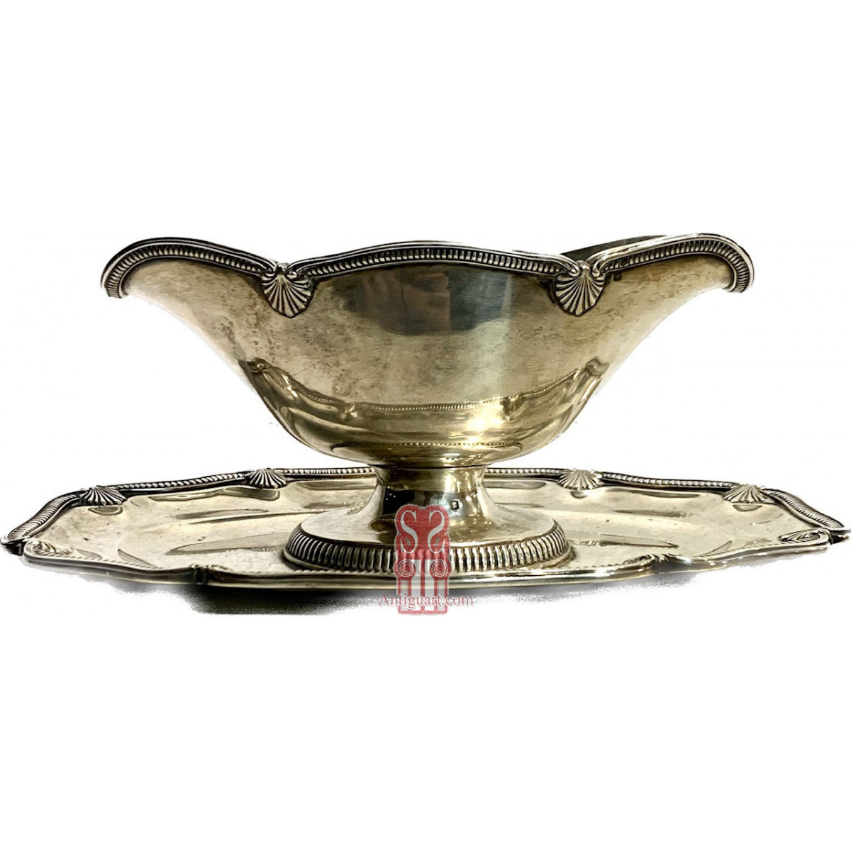 Salsera de plata francesa, del siglo XIX.