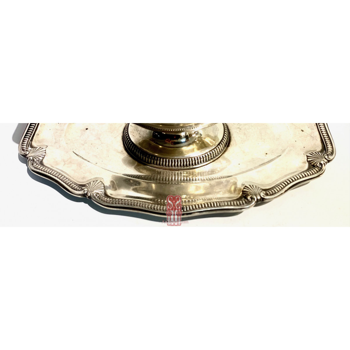 Salsera de plata francesa, del siglo XIX.