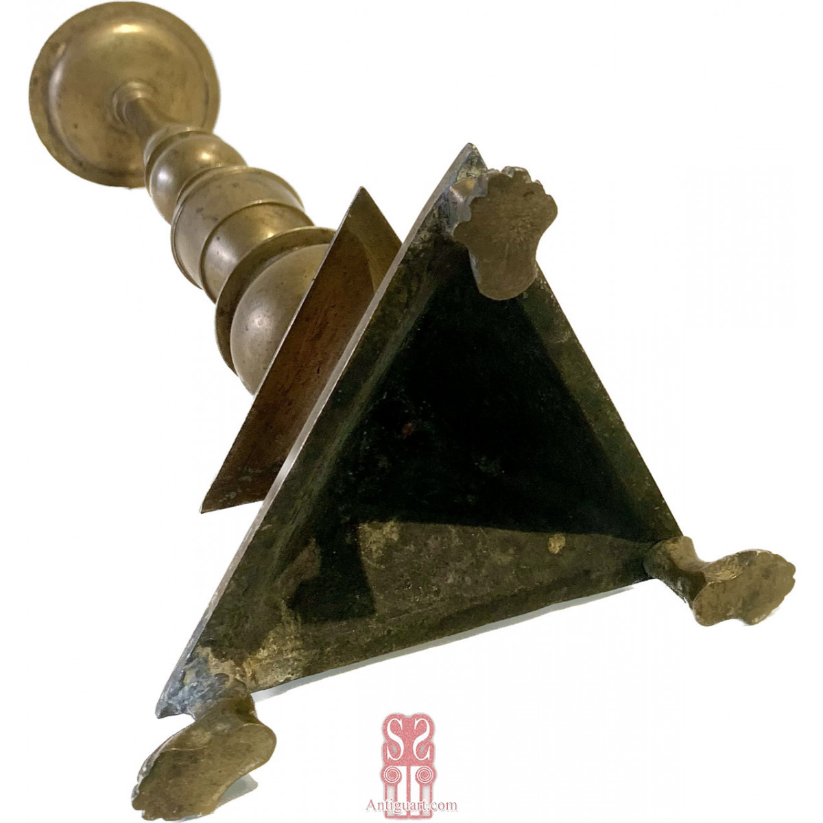 Pareja de candeleros de bronce italianos siglo XVII