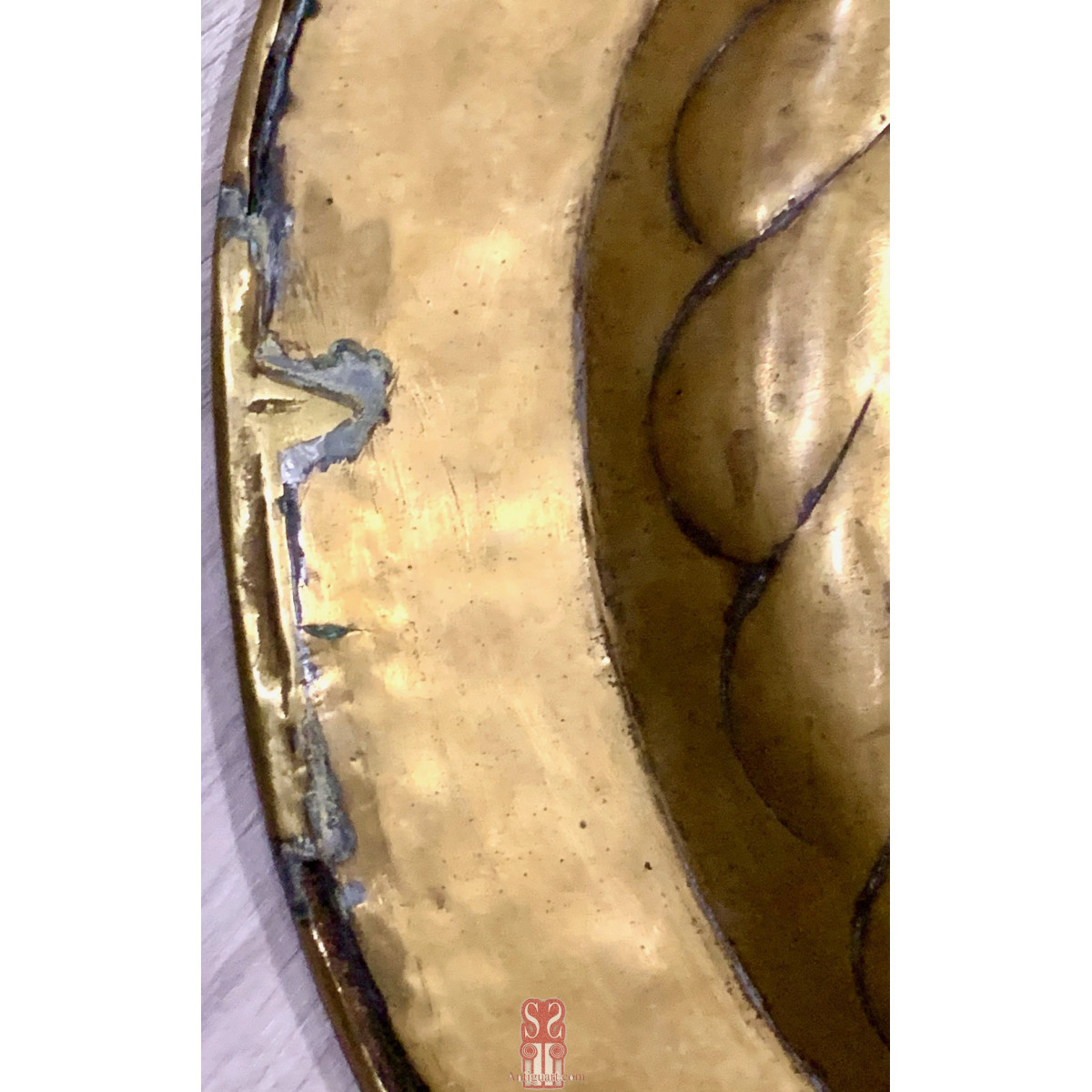 Plato petitorio del siglo XVII.