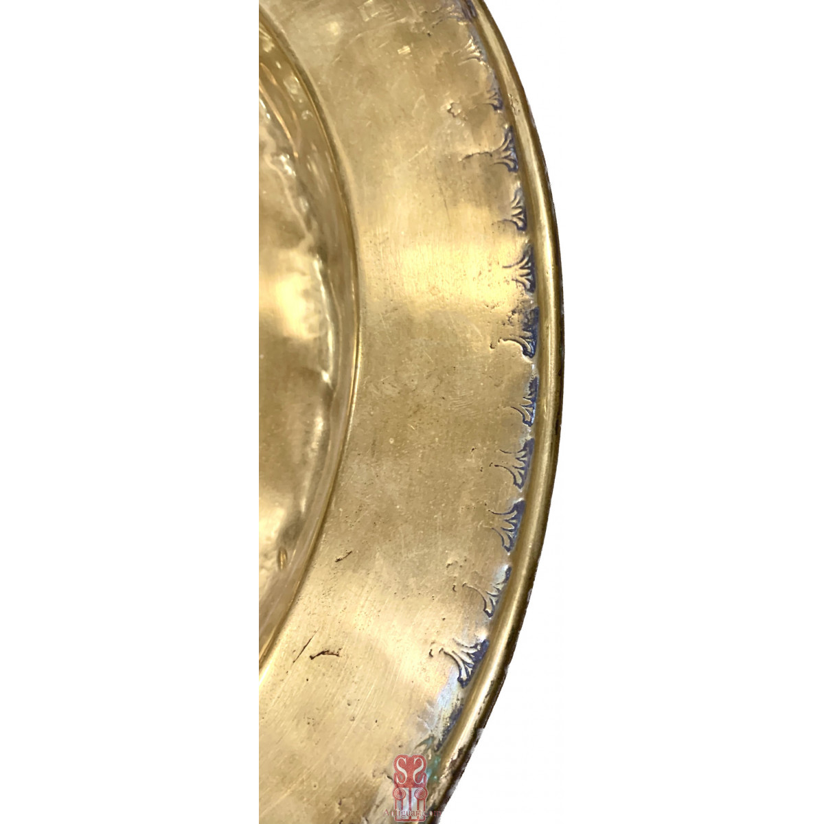 Plato petitorio del siglo XVII.