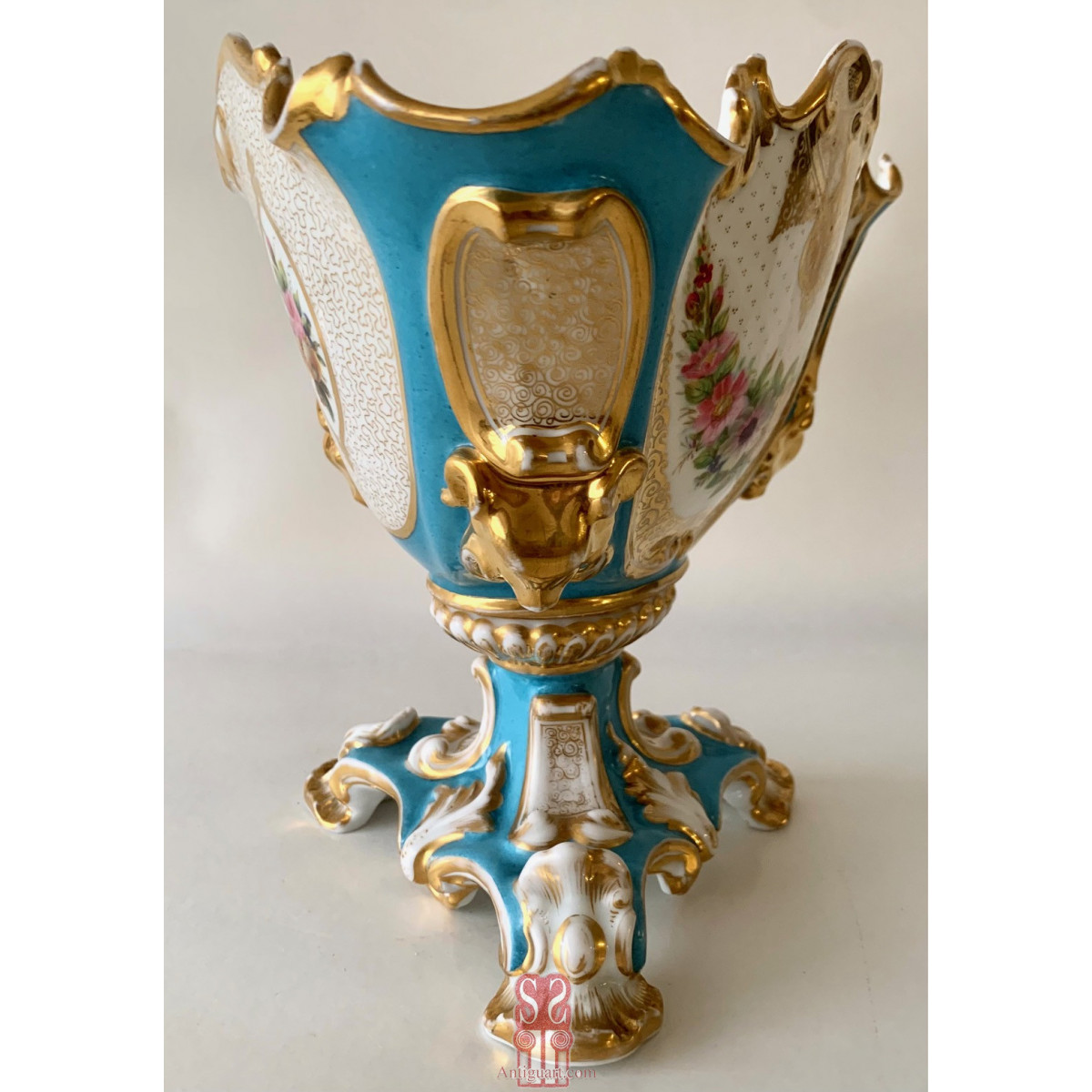 Copa centro de cerámica viejo Paris estilo Sevres.