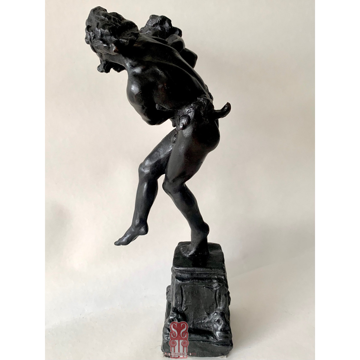 Satiro con Dionisio, bronce del siglo XIX.