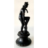Afrodita o Venus al baño , bronce del siglo XIX.