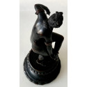 Afrodita o Venus al baño , bronce del siglo XIX.